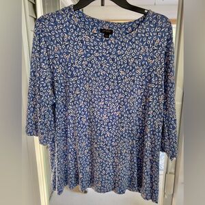 J.Jill Wearever Blue & White Floral Top Rayon Spandex Blend 3/4 sleeve Size XL